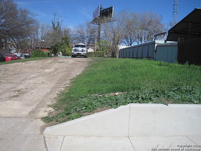 2nd image of 451 McKinley Ave