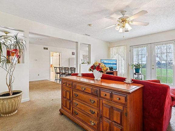 29-web-or-mls-Belle Dr-S2409-029