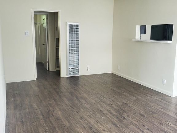 2nd image of 11258 Nebraska Ave APT 4