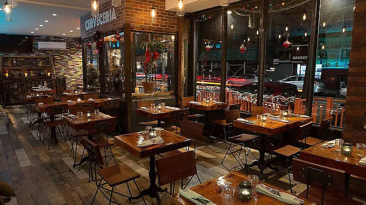Rented by Pear NYC LLC | media 10