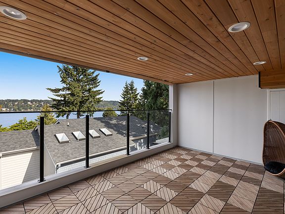 Master bedroom balcony