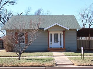 231 N 5th Ave, Munday, TX 76371