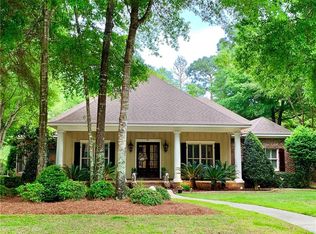 301 Cumberland Rd, Fairhope, AL 36532