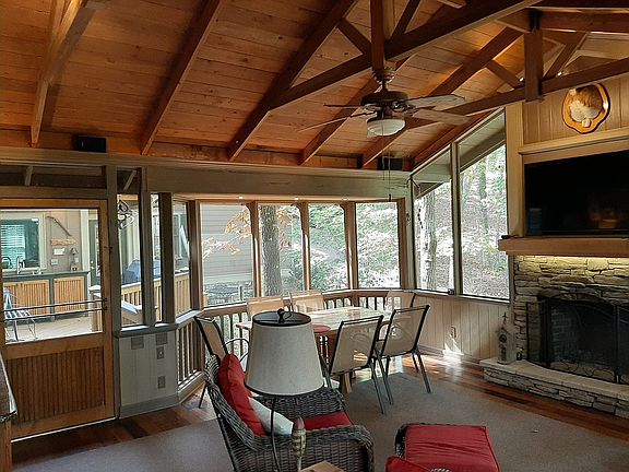 2nd image of 31 Toto Creek Dr E