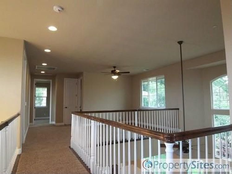 Loft Area - Upstairs