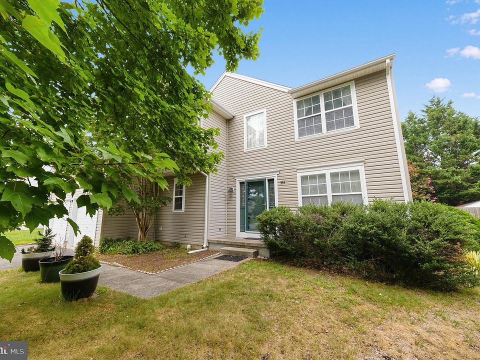 1st image of 209 Falmouth Way