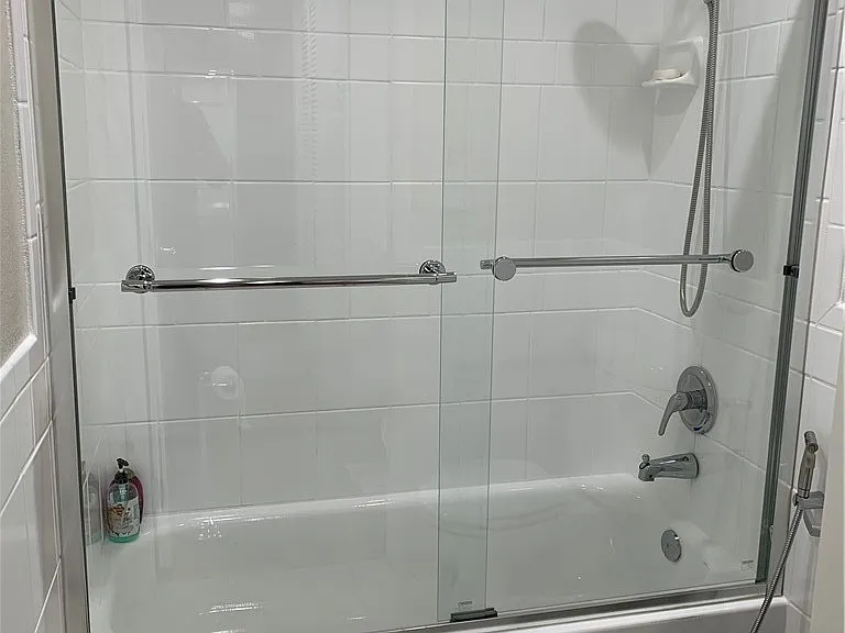 22100 Burbank Blvd #22100 — Photo 20