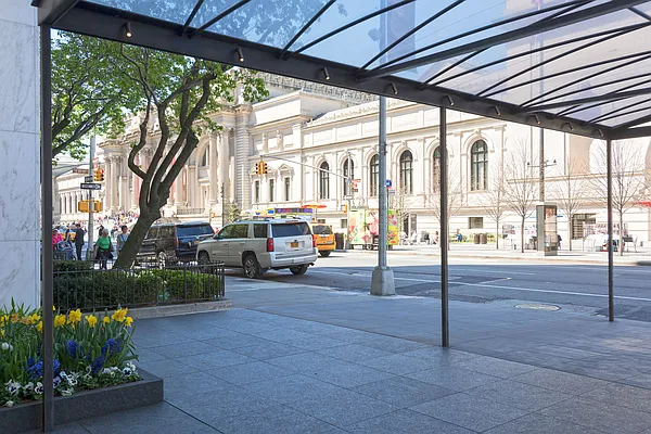 Sold by Douglas Elliman | media 10