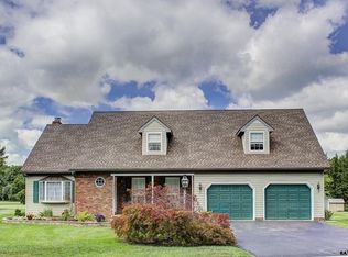 11 Timber Ln, Hanover, PA 17331