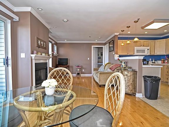 3rd image of 200 Falls Blvd Unit G304