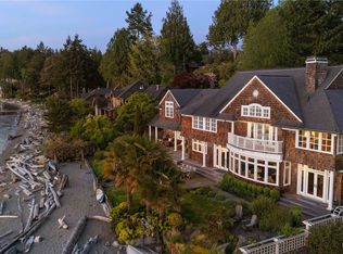 9325 Fauntleroy Way SW, Seattle, WA 98136