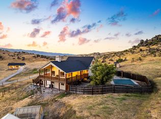 12000 Holbrook Ln, Ola, ID 83657