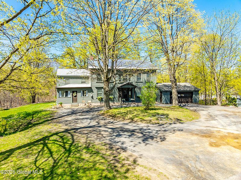 3rd image of 50 Phillips Road