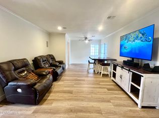 4180 Ish Dr, Simi Valley, CA 93063