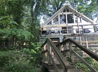 112 Hill Top Rd, Huntsville, TX 77320