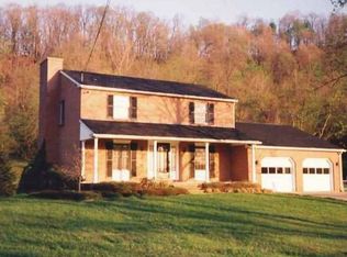 107 Jomar Dr, Saint Marys, WV