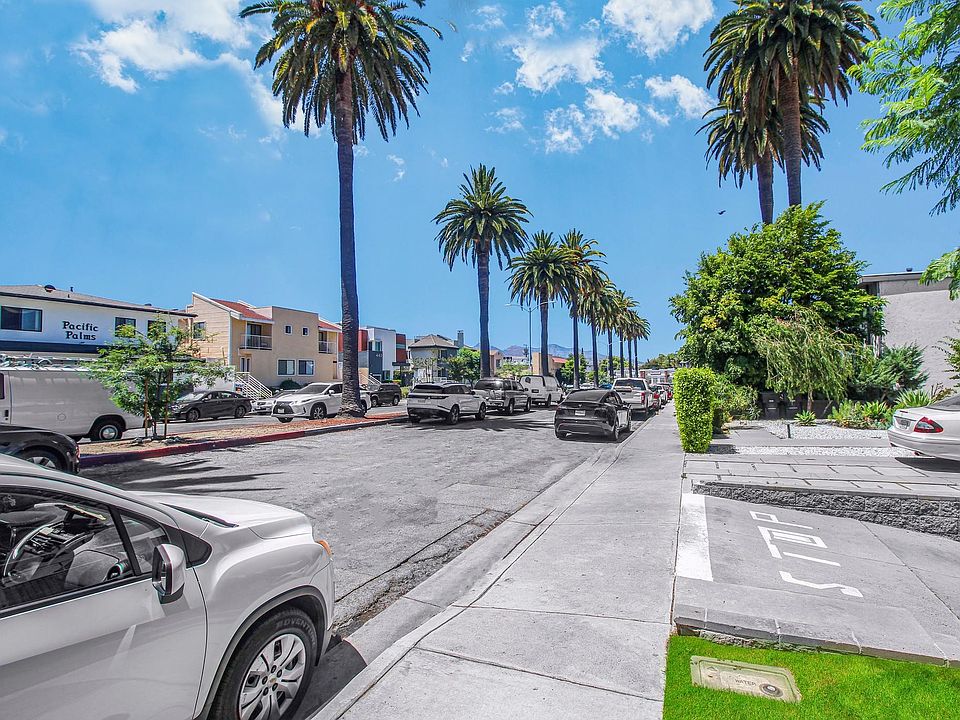 1st image of 429 Palm Dr APT 3