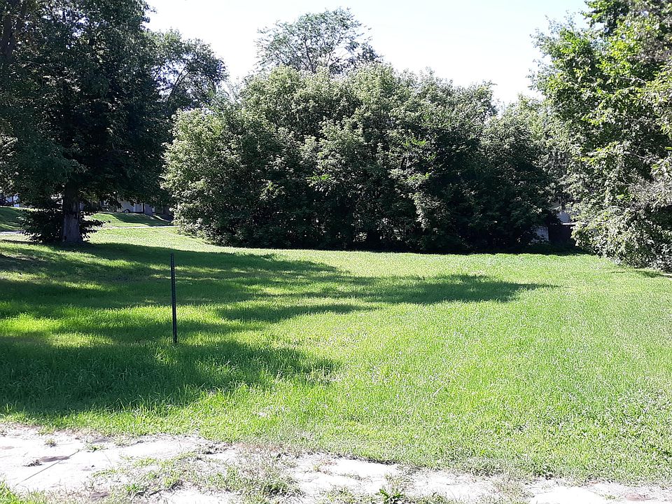 1st image of 700 Grove Lake St S