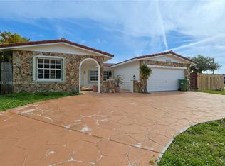 9020 NW 21st Ct, Hollywood, FL 33024