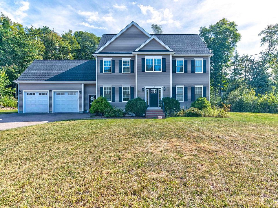 1st image of 60 Foxboro Rd