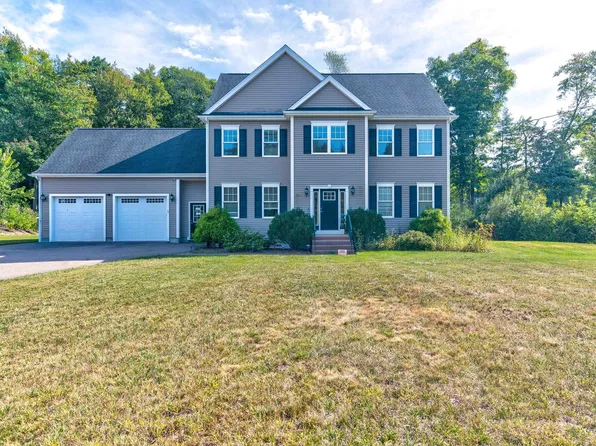 60 Foxboro Rd, Wrentham, MA 02093
