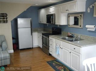 551 NE 5th St, Pompano Beach, FL 33060