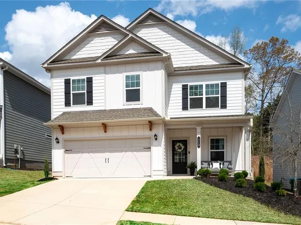 113 Lynwood Ln, Ball Ground, GA 30107