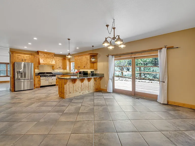 16925 Mount Rose Hwy — Photo 7