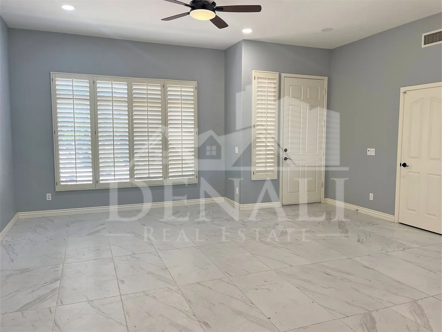 4 bed, 2.0 bath, 2191 sqft, $3,195 — Photo 2