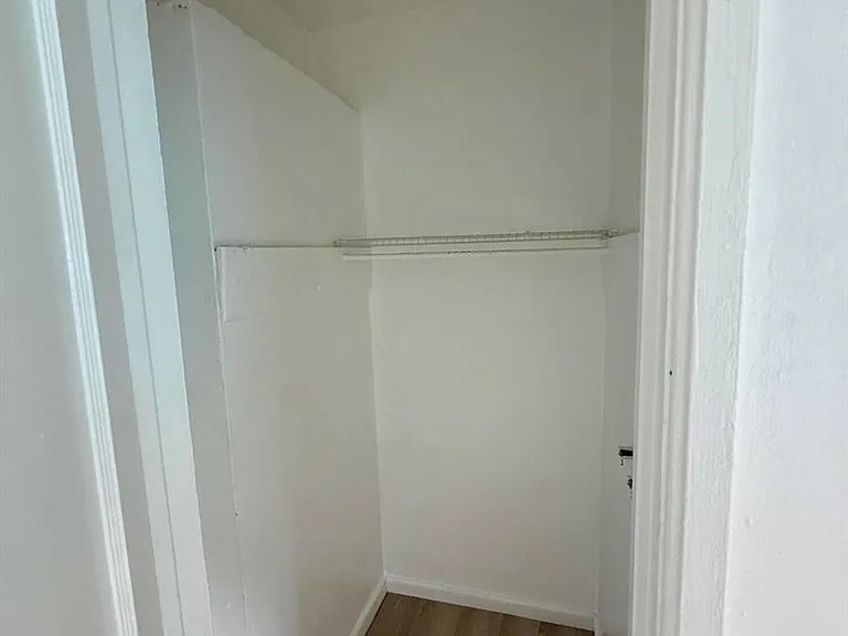 220 Walton Blvd #2 — Photo 14