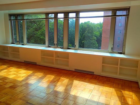 3rd image of 4301 Massachusetts Ave NW APT 4012