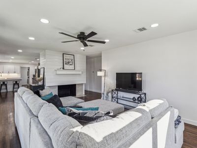 616 S Wildwood Dr, Irving, TX, 75060