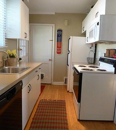 2nd image of 1104 Beechwood Dr