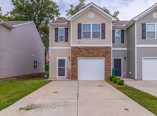 1422 Bella Grace Ct, Boiling Springs, SC 29316