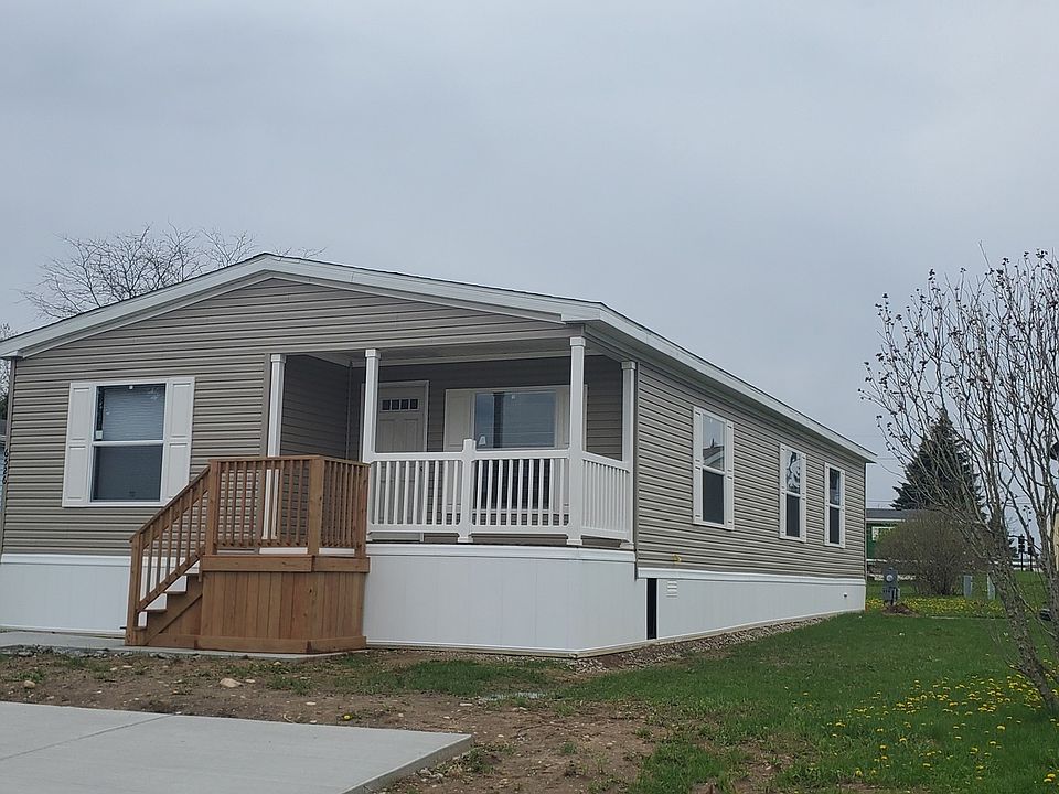1st image of 6526 Cairn St #379