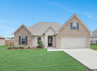 42284 Devall Rd, Prairieville, LA 70769