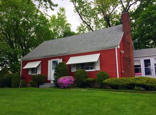 31 Macomber Ave, Springfield, MA 01119