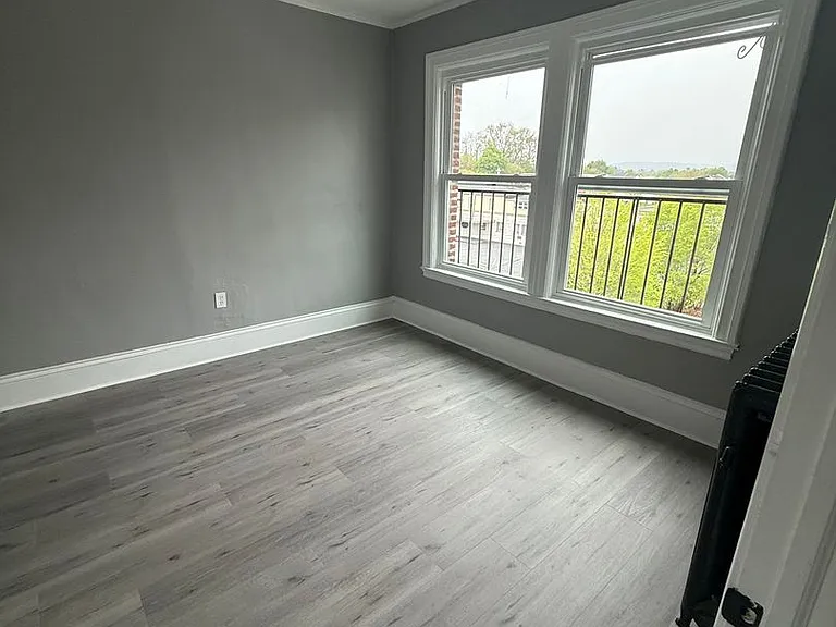 413 North St — Photo 25