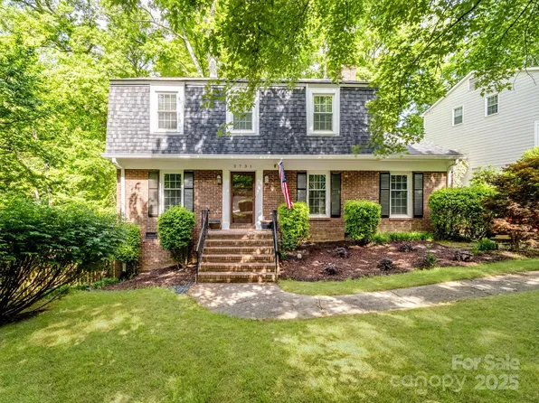 2731 Creekbed Ln, Charlotte, NC 28210