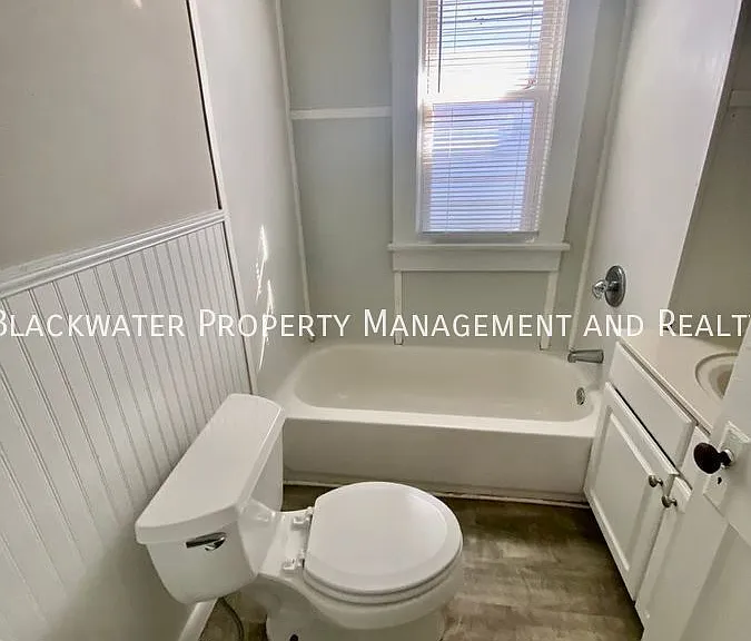 318 Wadsworth St — Photo 5