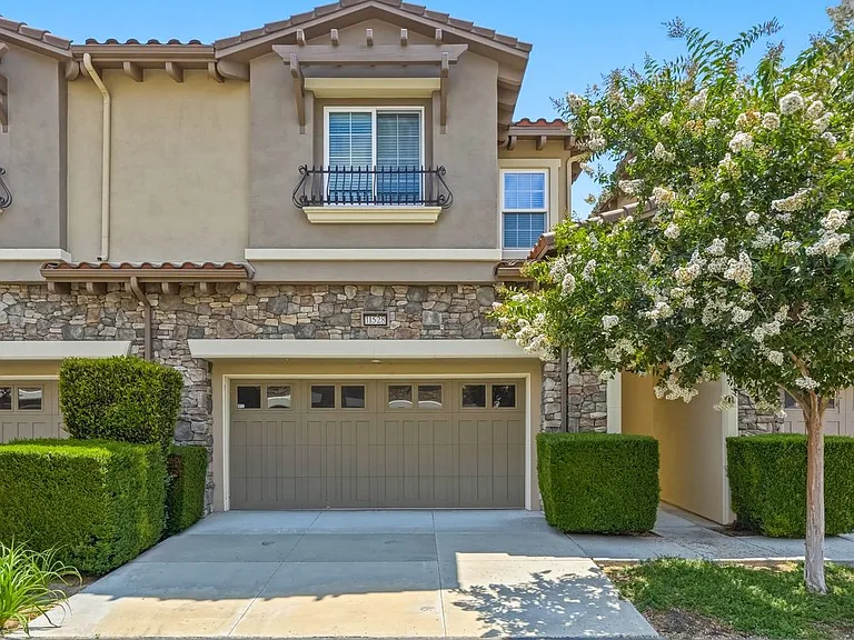11528 Verona Dr — Photo 32