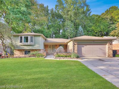 2089 Topaz Dr, Troy, MI, 48085