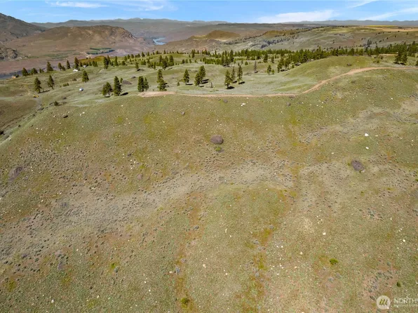 3 Columbia River Bluffs Road, Chelan Falls, WA 98858
