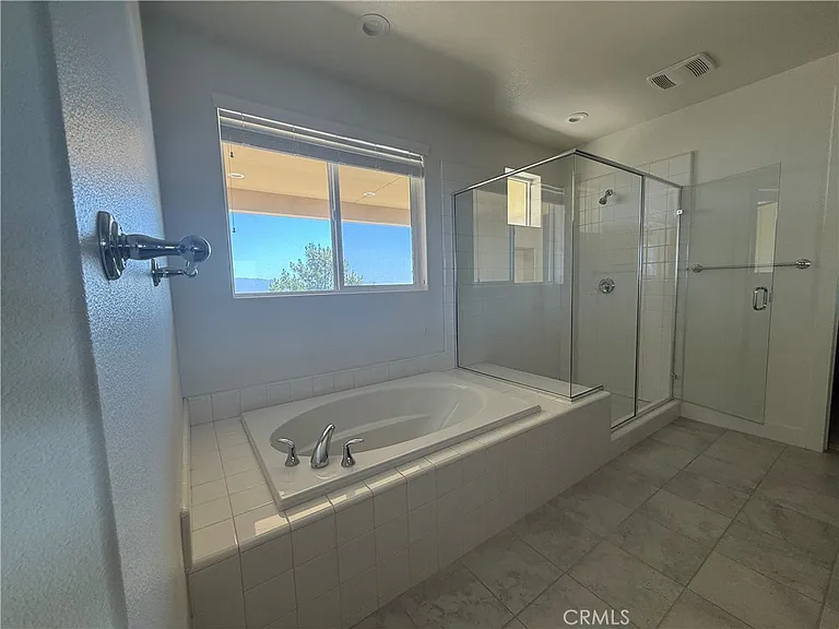 19042 Martino Ct — Photo 29