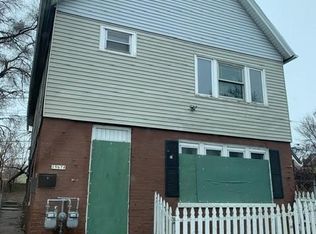 1967 S 5th Pl, Milwaukee, WI 53204