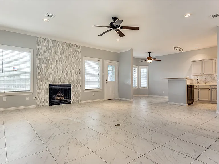4239 N Capistrano Dr — Photo 7