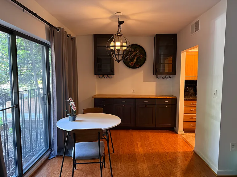 2012 Wyoming Ave NW #103 — Photo 2