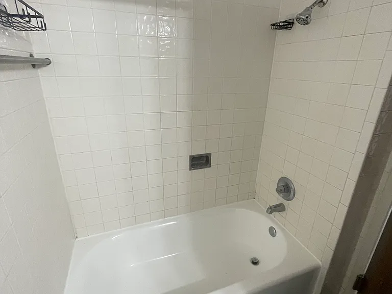 310 Plum St #7 — Photo 5