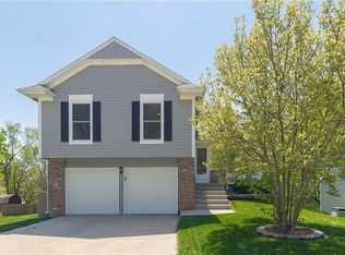 9509 W 48th St, Merriam, KS 66203