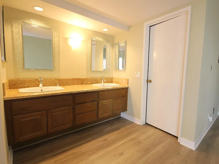 Master Bedroom Suite - Sink Area